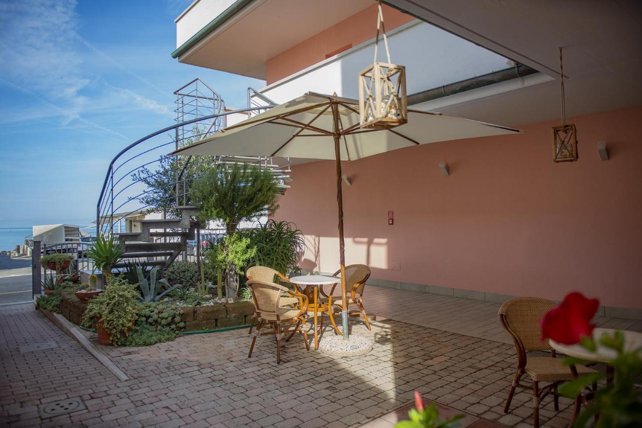 Del Sole 3* San Vincenzo